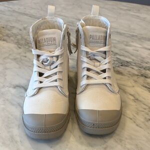 Palladium Hi-Zip Boot